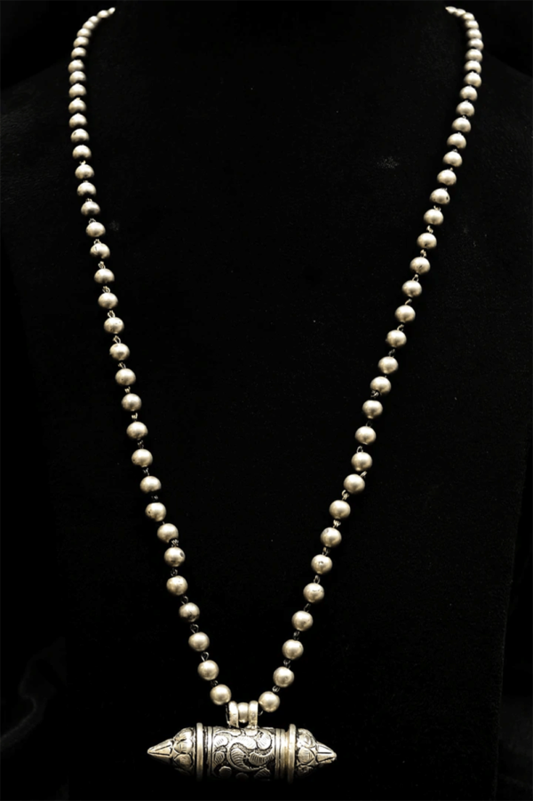 Taweez Shape pendant silver necklace | Silver pendent necklace