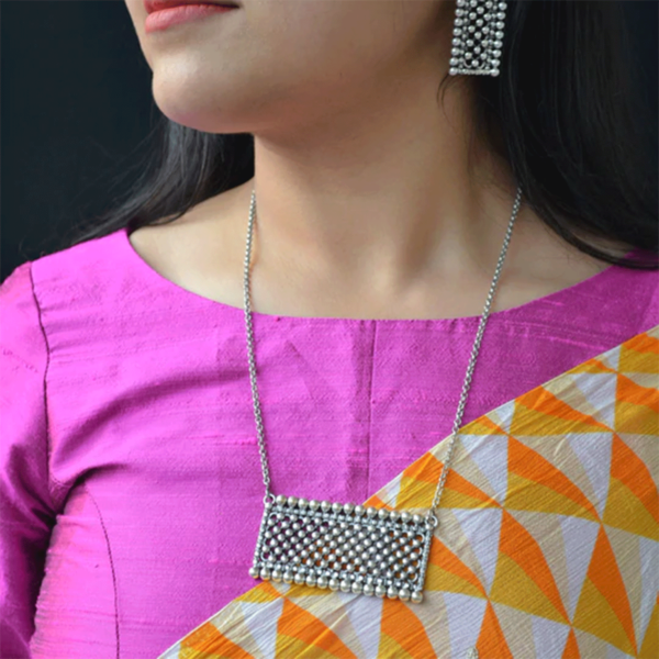 Mesh Pendant with chain silver necklace | Jali design necklace