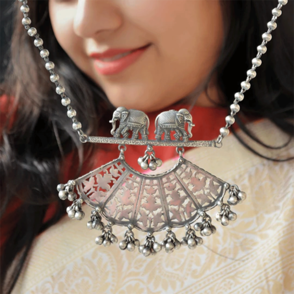 Carving mesh artistic long silver necklace | Jaali necklace