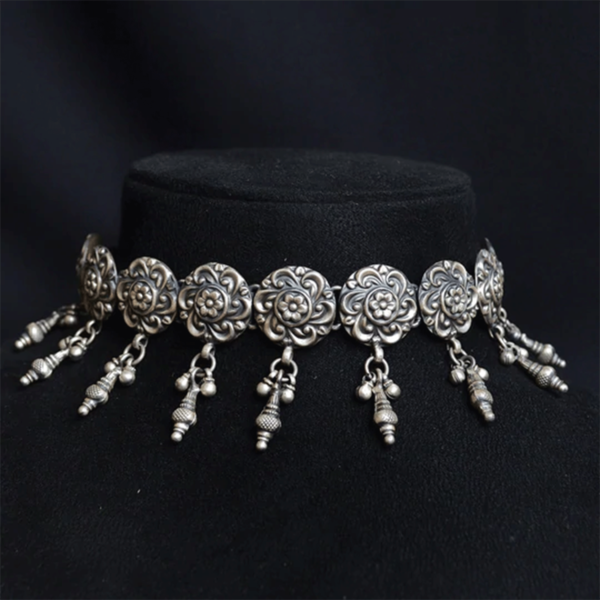 Ghungroo with silver Flowery choker | Duo shade silver necklace
