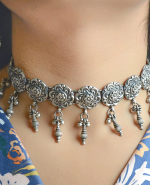 Ghungroo with silver Flowery choker | Duo shade silver necklace