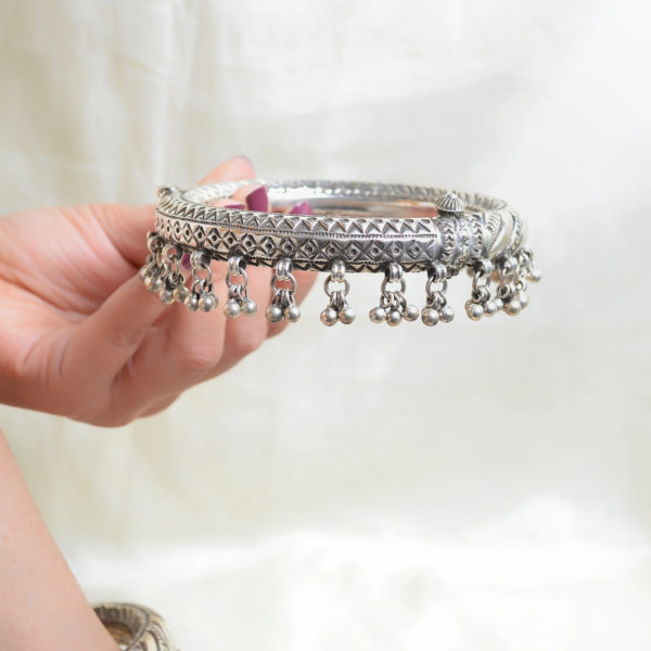Rajasthani tribal hasil | silver anklet with rajasthani touch