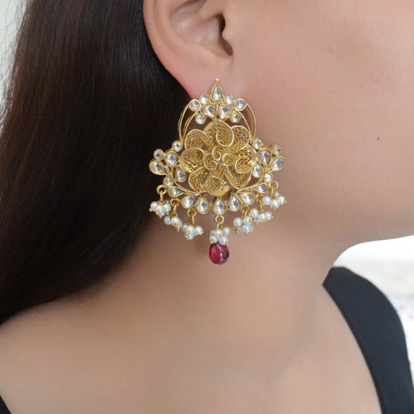 Water pearl gold polish silver earrings