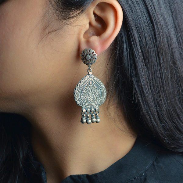 Beautiful Silver earrings for girls | Petal designed earring