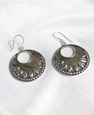 Silver Casual Earring | Leaf Embed Silver Earring