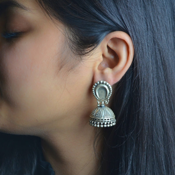 jHUMKI STYLE silver earring