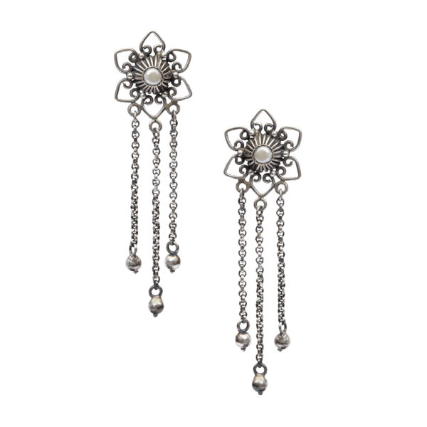 Contemporary Floral earring with hanging chains