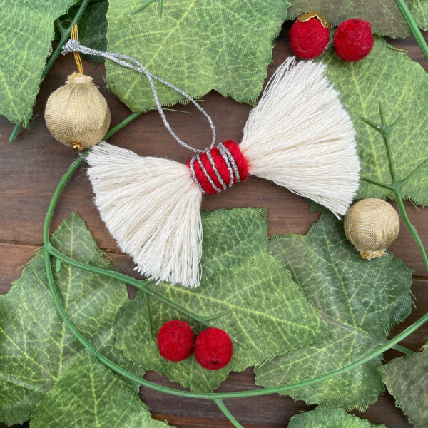 Feather bow, Christmas ornament, or tree ornament, that will look pretty and give your home soft decor. this cotton macrame bow is light in weight and easy to attach to a Christmas tree.