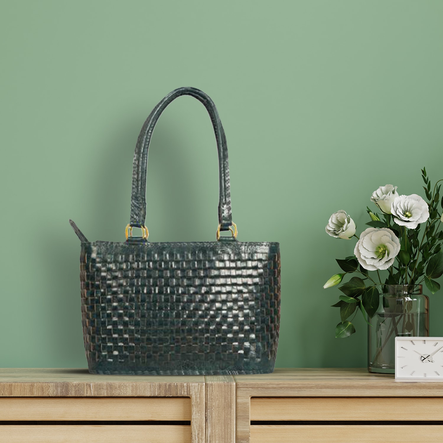 Details more than 69 woven leather bag super hot - in.duhocakina