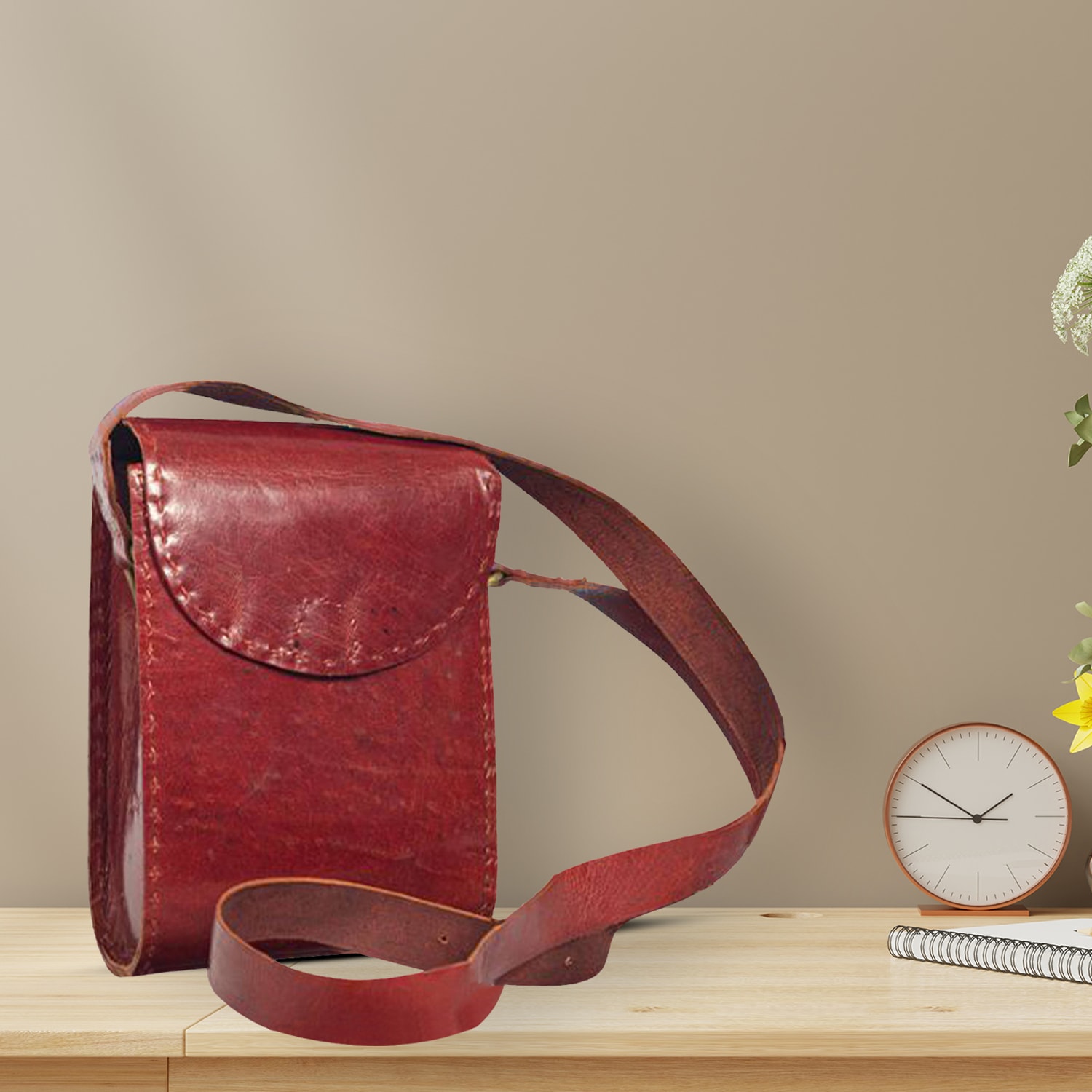 Modern Brown WOMENS PURE LEATHER HANDBAG, Size: 9.5 X 4 X 12.5 at Rs 875 in  South 24 Parganas